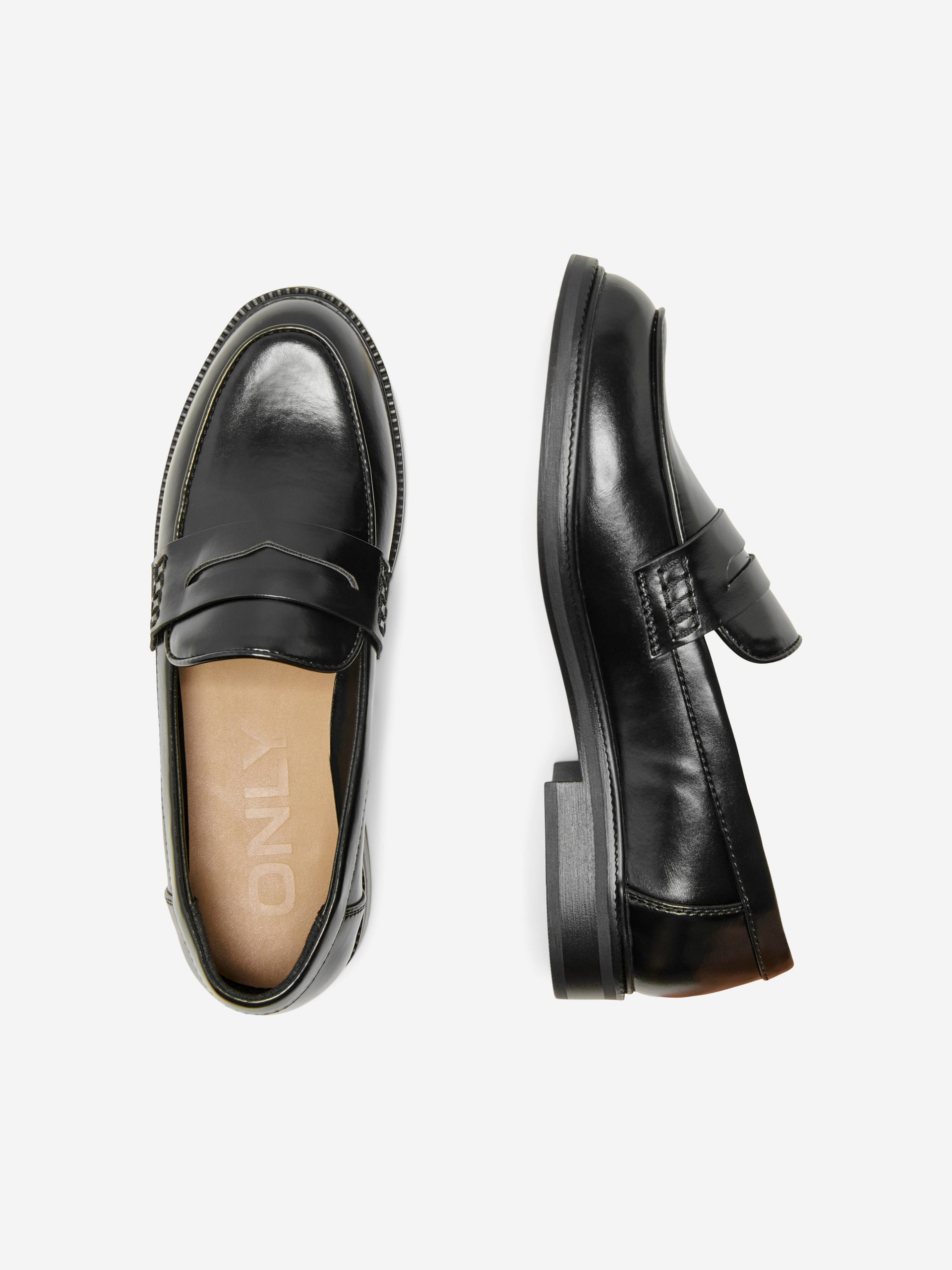 loafers-zwart-641uvc-1.jpg